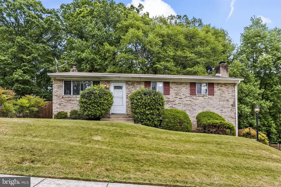 8714 Oakdale St, Fort Washington, MD 20744 - #2