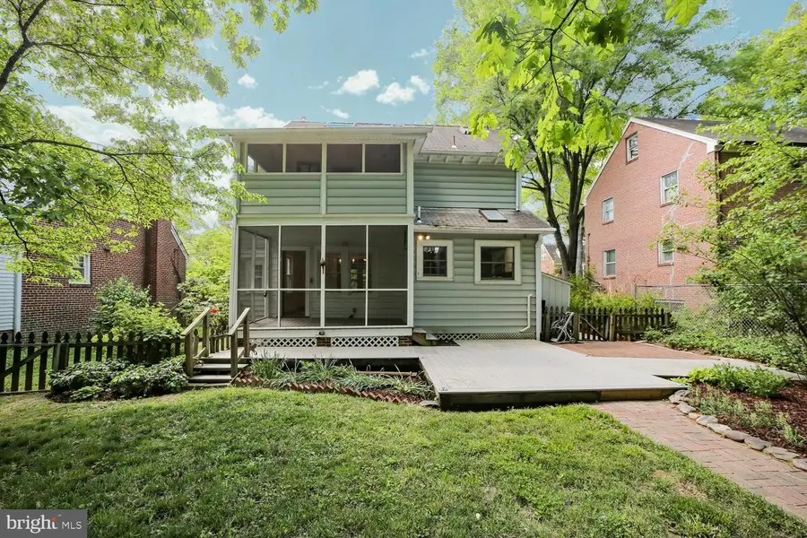 6707 44th Ave, Hyattsville, MD 20782 - #3