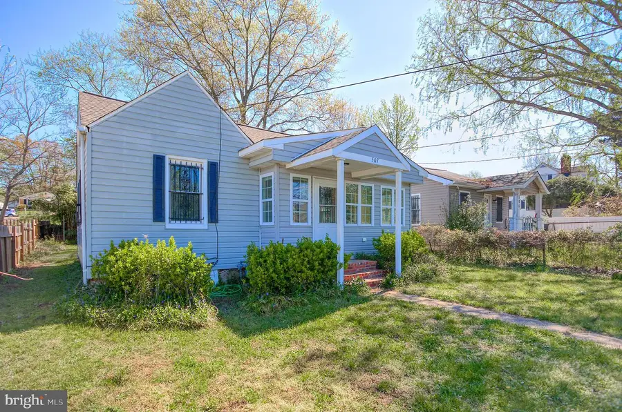 507 Dateleaf Ave, Capitol Heights, MD 20743 - #2