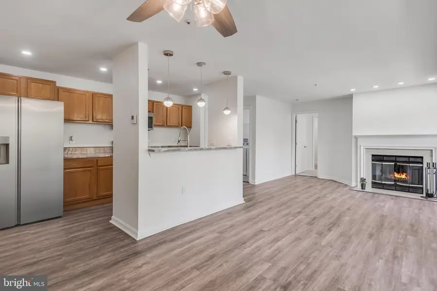 9700 Lake Pointe Ct #202, Upper Marlboro, MD 20774 - #2