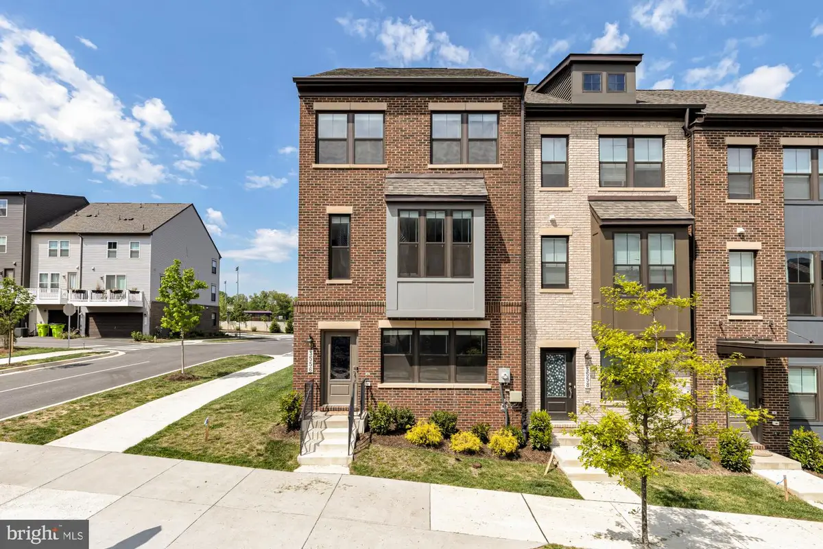 3556 Stella Blue Dr, Hyattsville, MD 20782 - #1