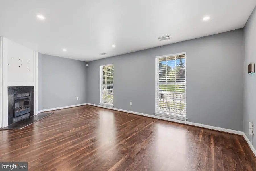 5100 Marlborough Pl, Upper Marlboro, MD 20772 - #3