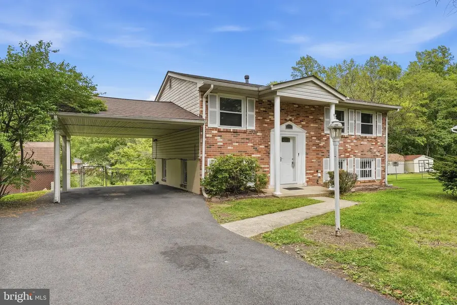 17111 Fairway View Ln, Upper Marlboro, MD 20772 - #2