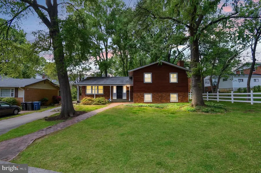 7608 Villanova Rd, Berwyn Heights, MD 20740 - #2