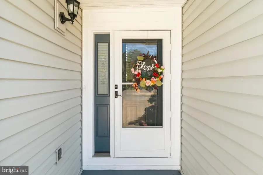 14215 Greenview Dr, Laurel, MD 20708 - #3
