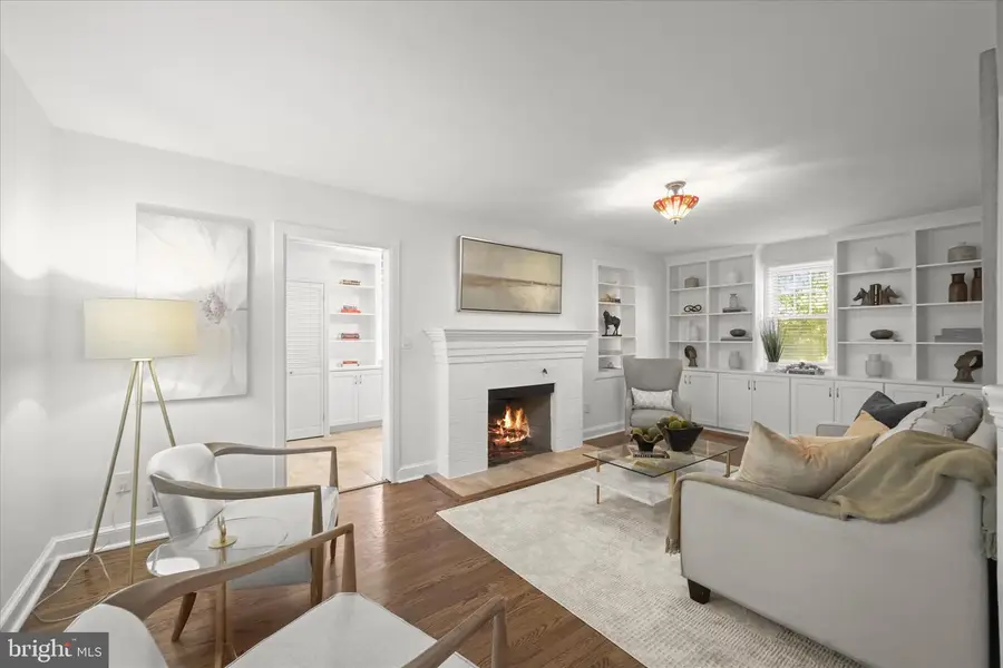 4911 Ravenswood Rd, Riverdale, MD 20737 - #2