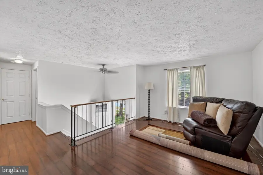 10702 Hollaway Dr, Upper Marlboro, MD 20772 - #3