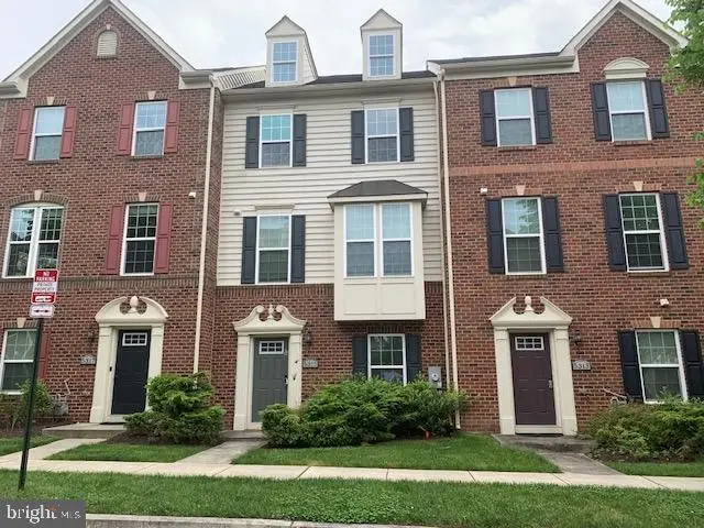 5315 Davis Point Ln, Greenbelt, MD 20770 - #2