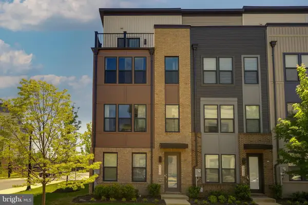 5615 Alpha Ridge Ave, HYATTSVILLE, MD 20782