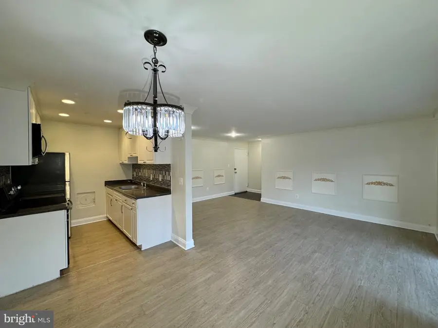 5601 Parker House Ter #211, Hyattsville, MD 20782 - #3