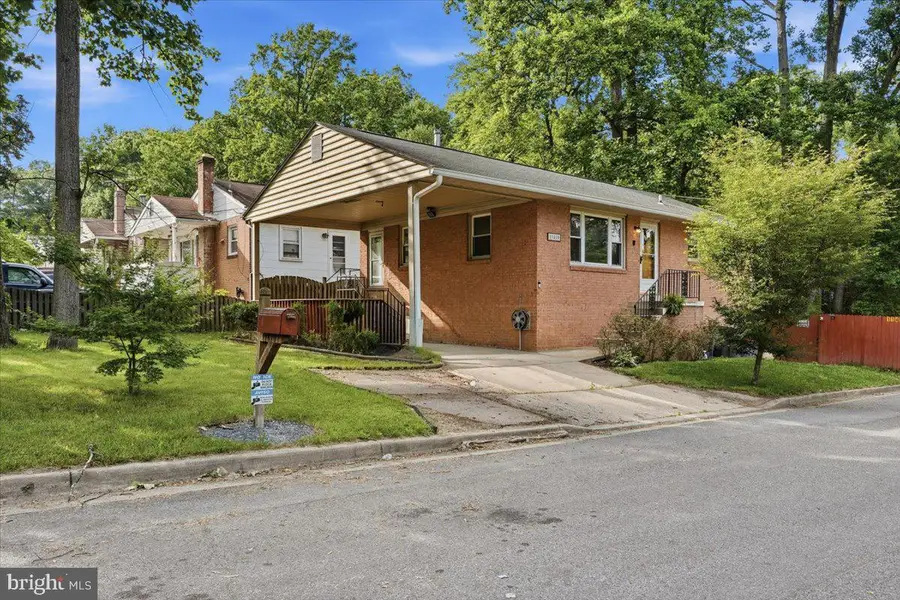 11410 Caroline Ave, Beltsville, MD 20705 - #2
