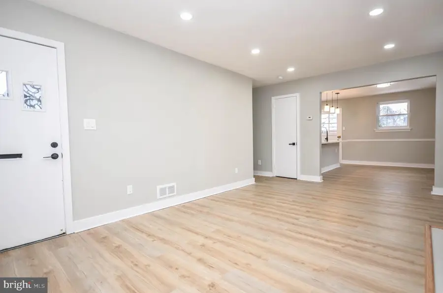2110 Rolander St, Hyattsville, MD 20783 - #3