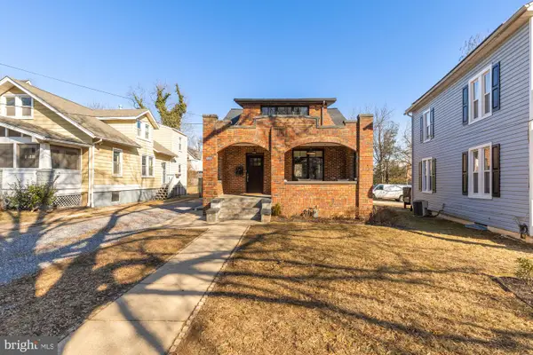 3703 34th St, MOUNT RAINIER, MD 20712