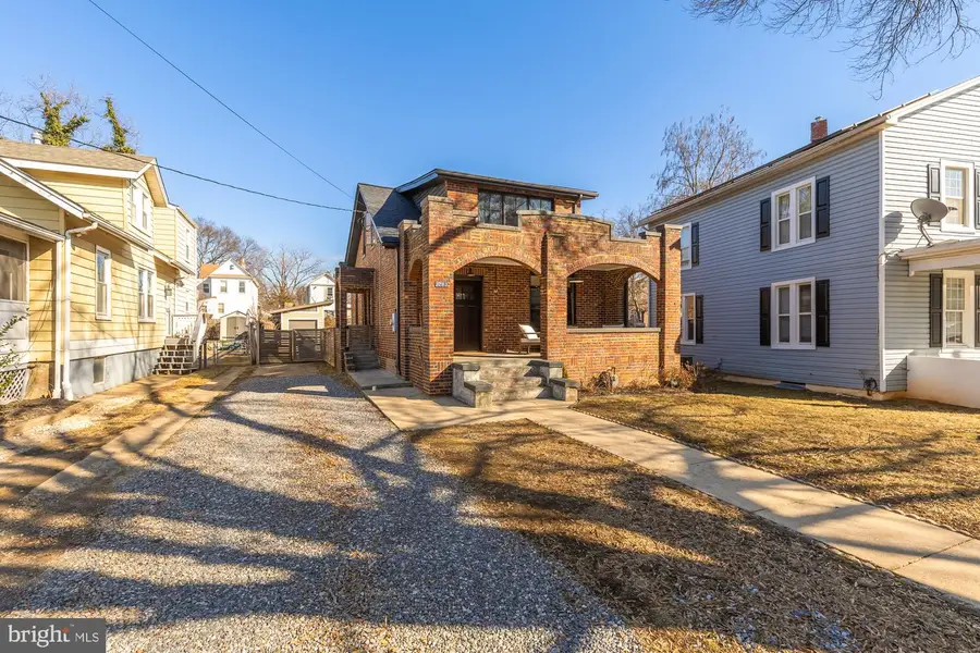 3703 34th St, Mount Rainier, MD 20712 - #2