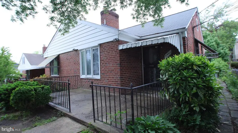 5407 Sargent Rd, Hyattsville, MD 20782 - #2