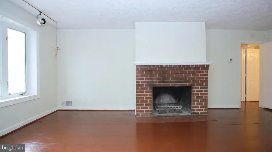 5407 Sargent Rd, Hyattsville, MD 20782 - #3