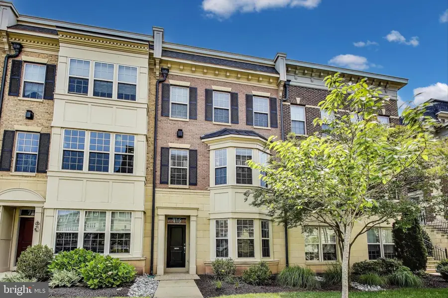 716 River Mist Dr, Oxon Hill, MD 20745 - #2