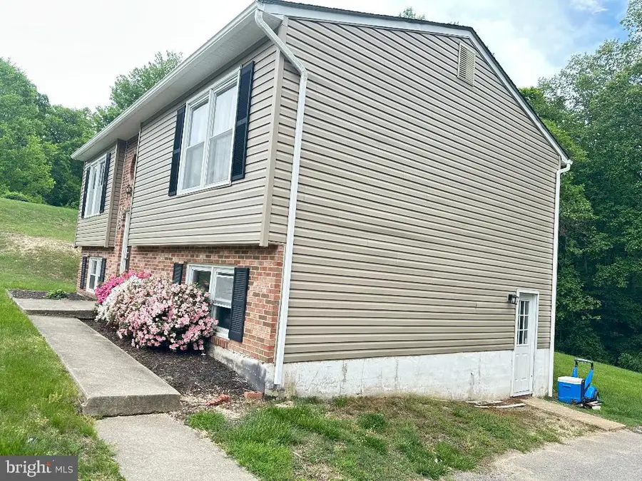 9124 Croom Rd, Upper Marlboro, MD 20772 - #2