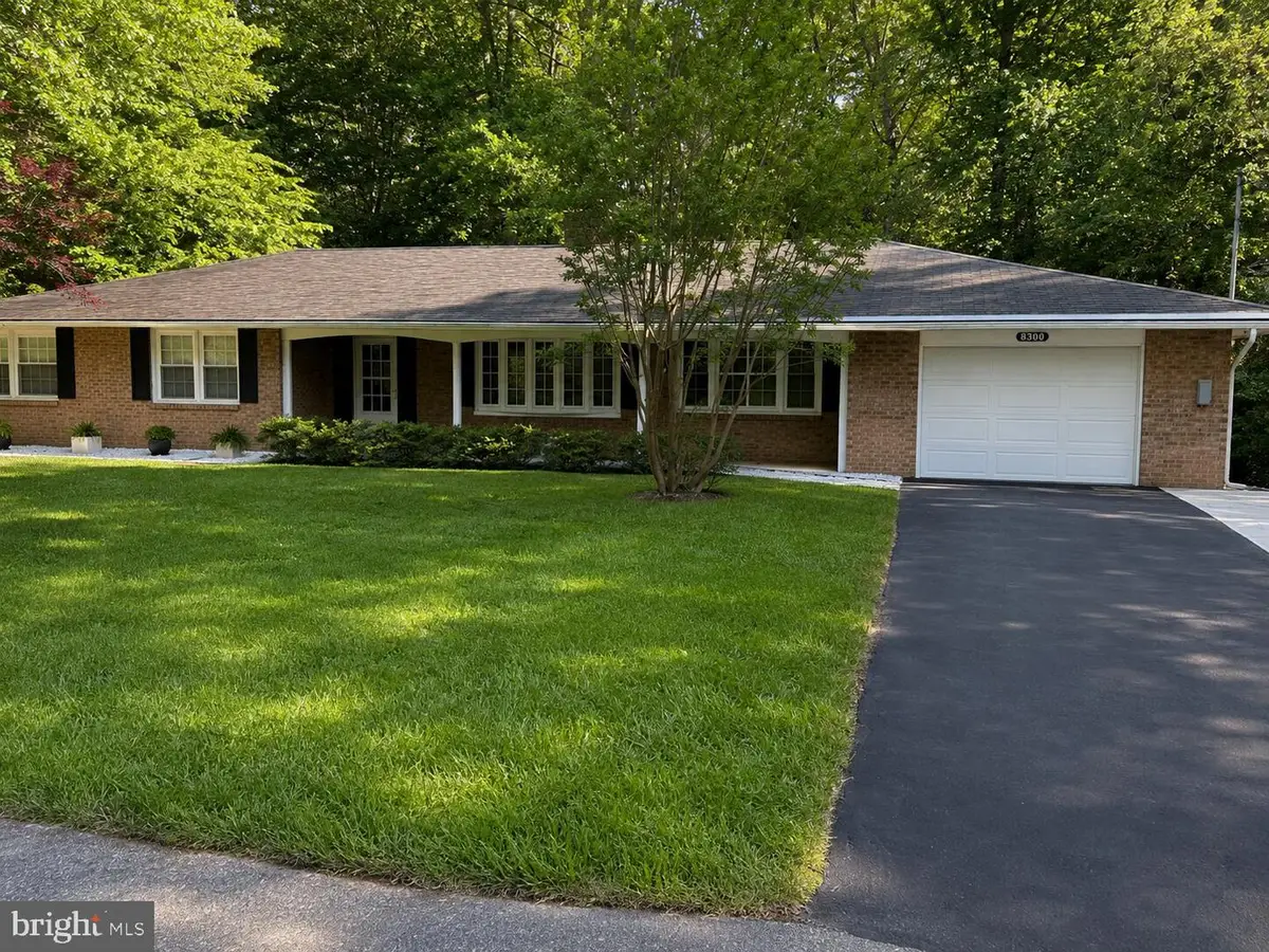 14105 Manchester Rd, Upper Marlboro, MD 20774 - #1