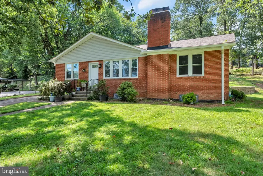 4804 Henderson Rd, Temple Hills, MD 20748 - #3