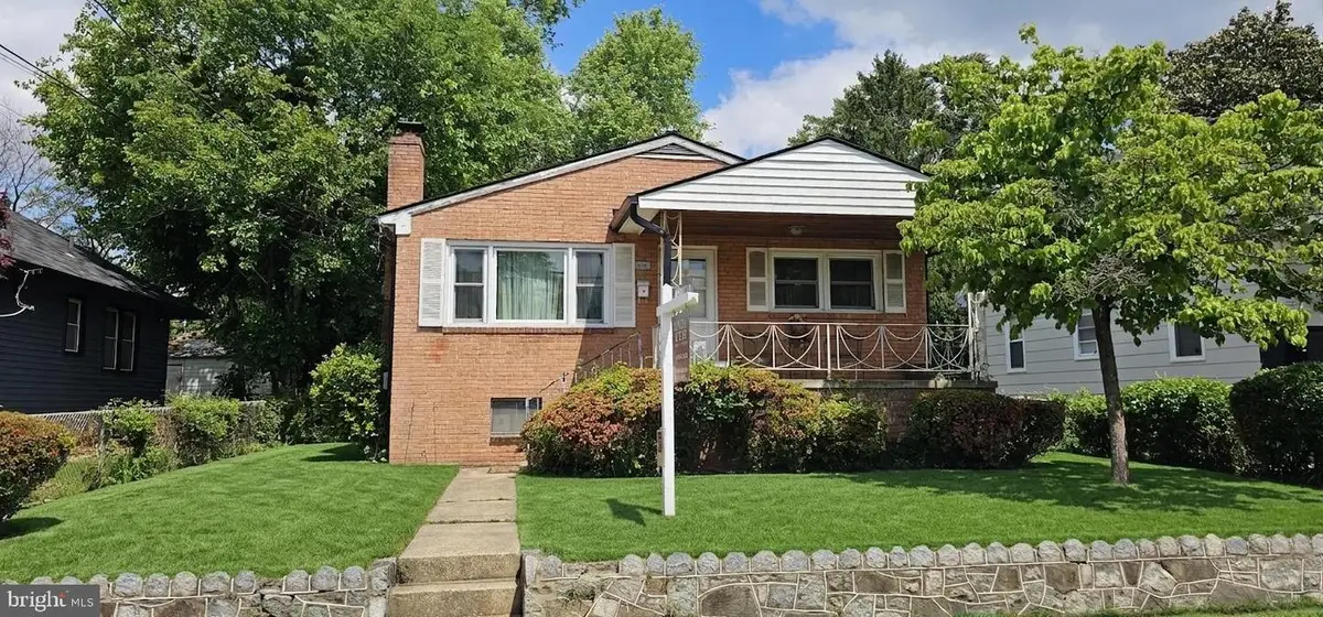 6402 Gateway Blvd, District Heights, MD 20747 - #1