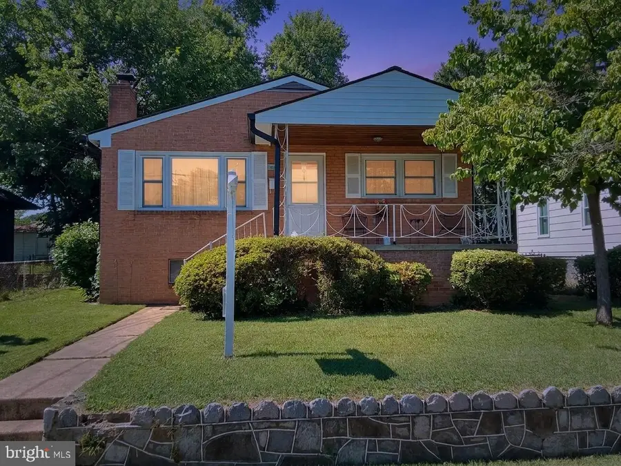 6402 Gateway Blvd, District Heights, MD 20747 - #3
