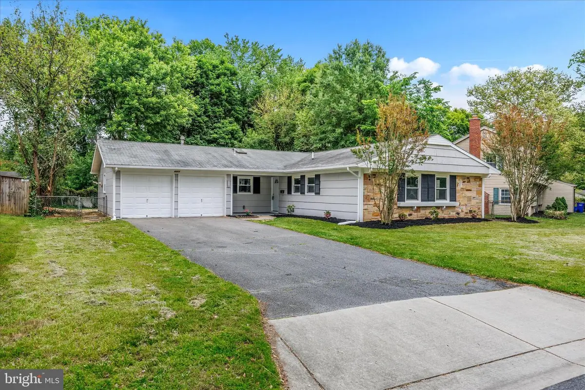 4001 Yarmouth Ln, Bowie, MD 20715 - #1