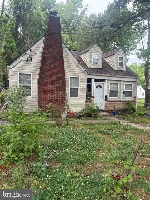 4007 Forest Grove Dr, Suitland, MD 20746 - #1