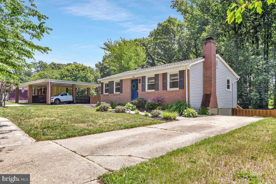 1817 Dania Dr, Fort Washington, MD 20744 - #3