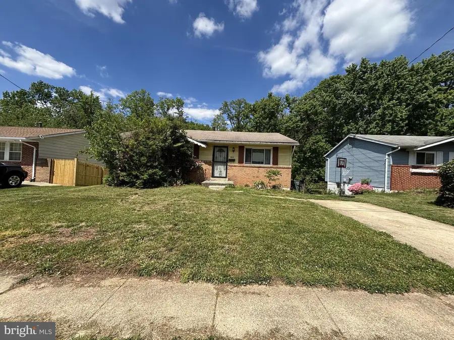 7914 Dellwood Ave, Lanham, MD 20706 - #2