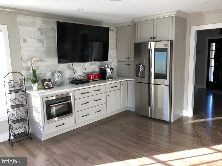 10809 Weeping Willow Ln, Beltsville, MD 20705 - #3