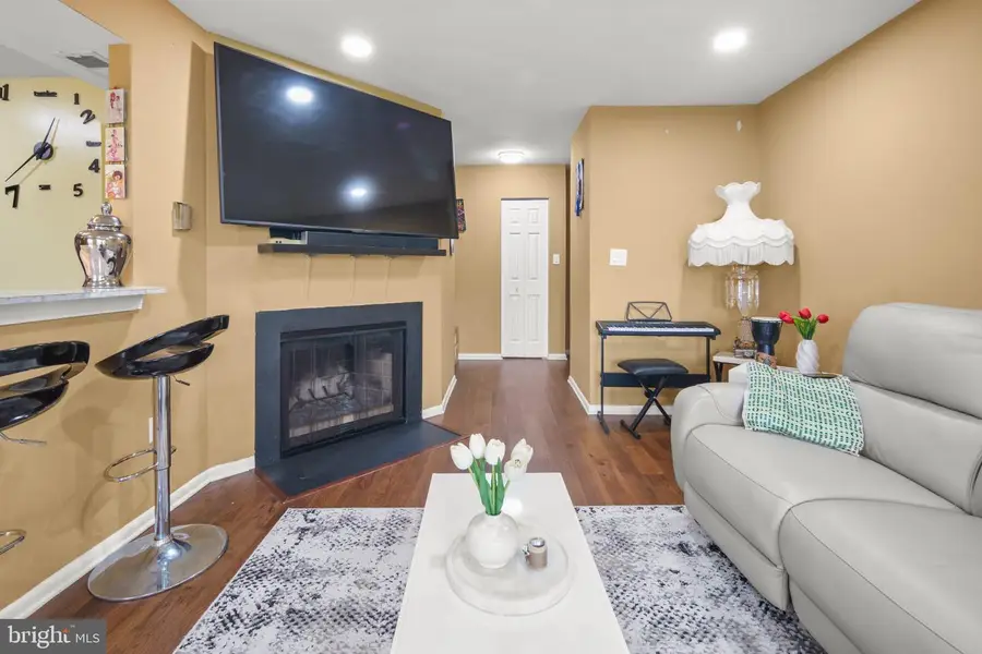 6946 Hanover Pkwy #301, Greenbelt, MD 20770 - #3