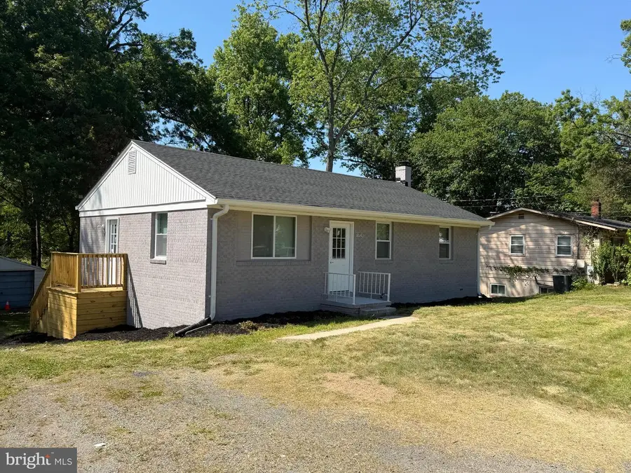 5709 Keppler Rd, Temple Hills, MD 20748 - #2