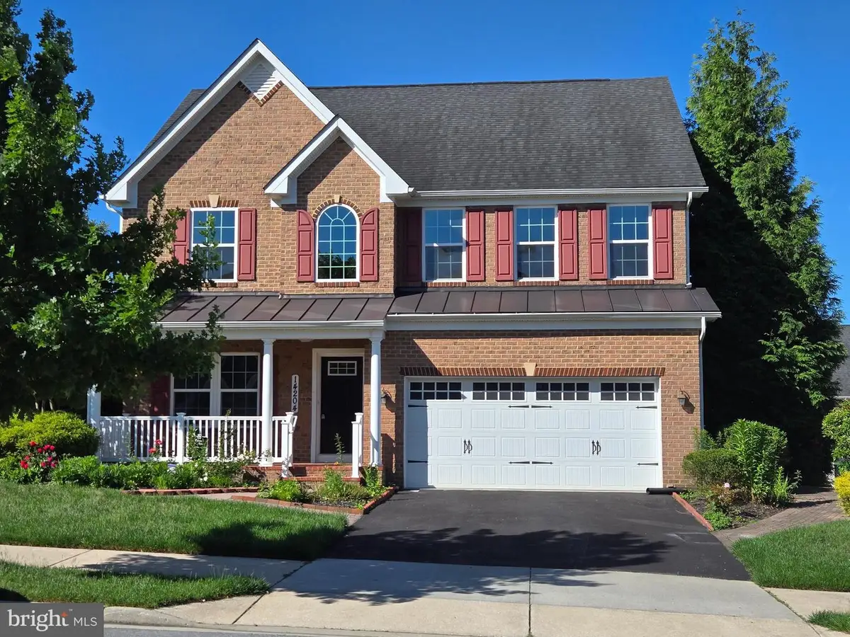 14204 Bentley Park Dr, Laurel, MD 20707 - #1