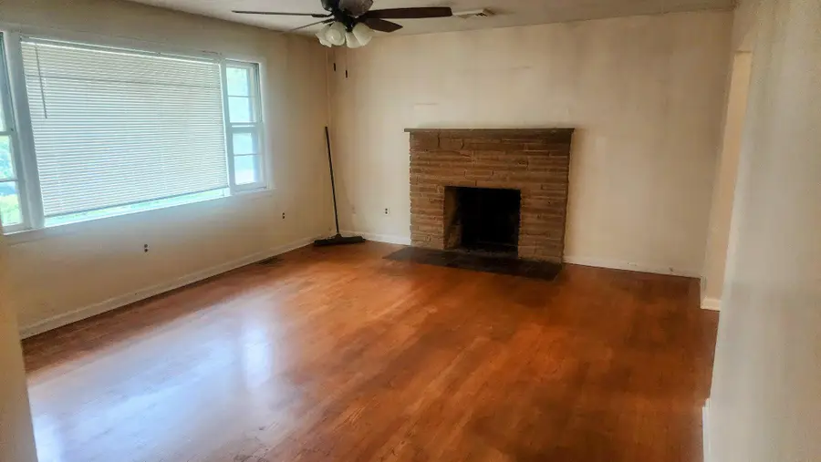 7612 Moores Rd, Brandywine, MD 20613 - #3