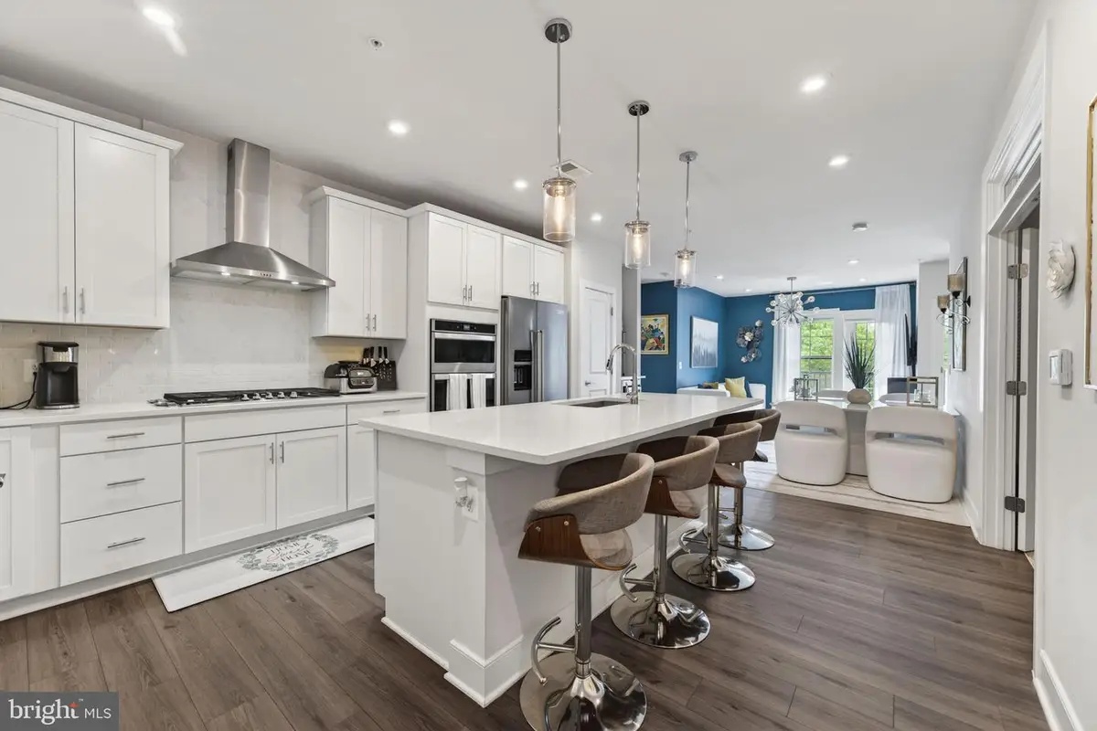 102 Saint Ives Pl #305, Oxon Hill, MD 20745 - #1