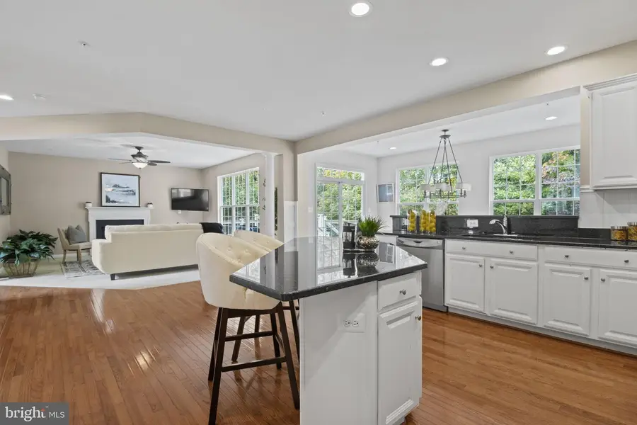 8806 Nancy Ln, Fort Washington, MD 20744 - #3