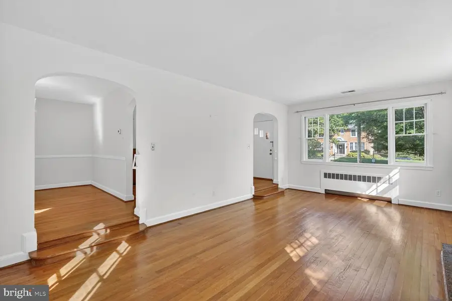 6309 Queens Chapel Rd, Hyattsville, MD 20782 - #3