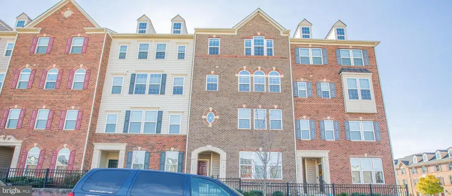 5307 S Center Dr #304d, Greenbelt, MD 20770 - #2