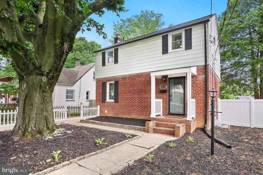 6208 Elmhurst St, District Heights, MD 20747 - #3