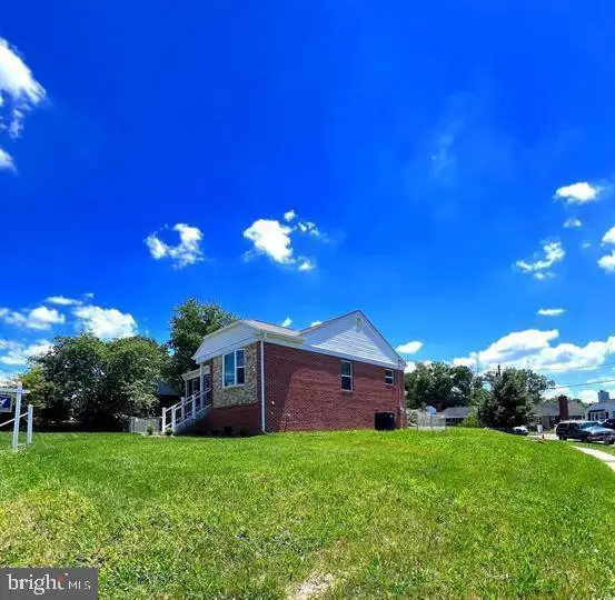 2105 Ruatan St, Hyattsville, MD 20783 - #2