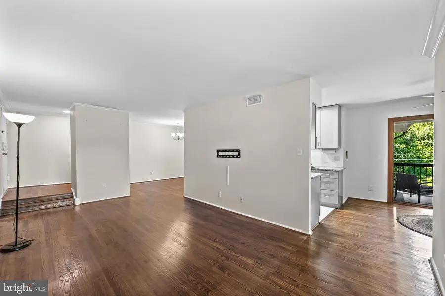 11220 Cherry Hill Rd #301, Beltsville, MD 20705 - #3