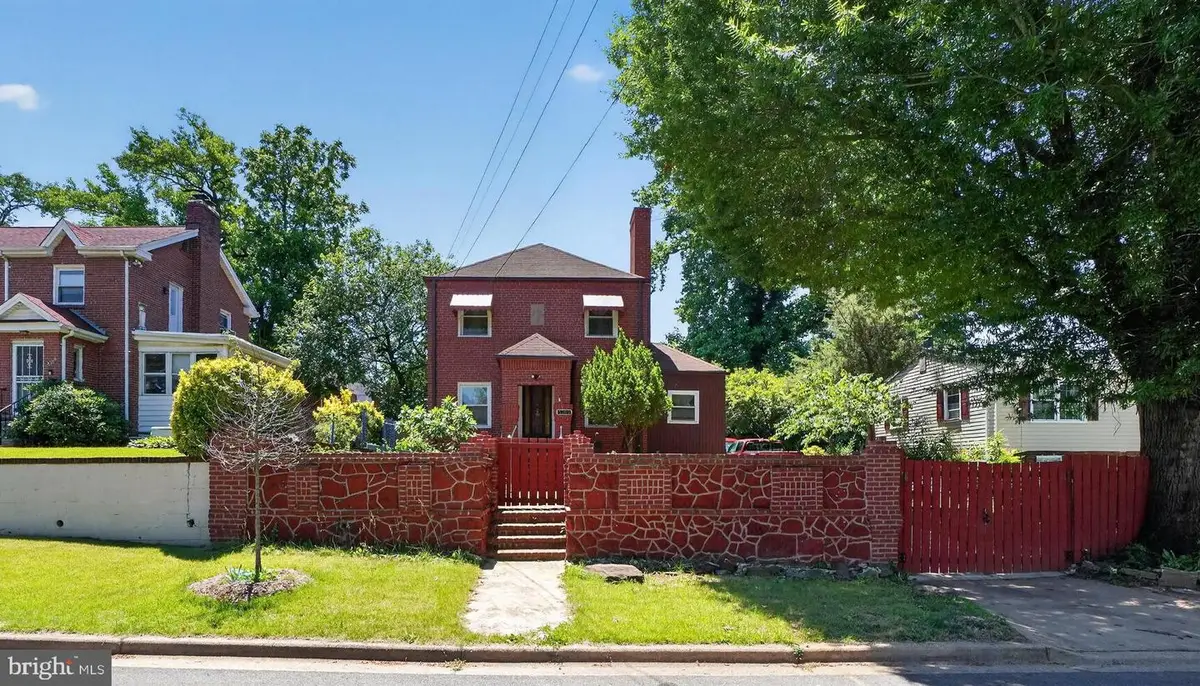 5201 Varnum St, Bladensburg, MD 20710 - #1