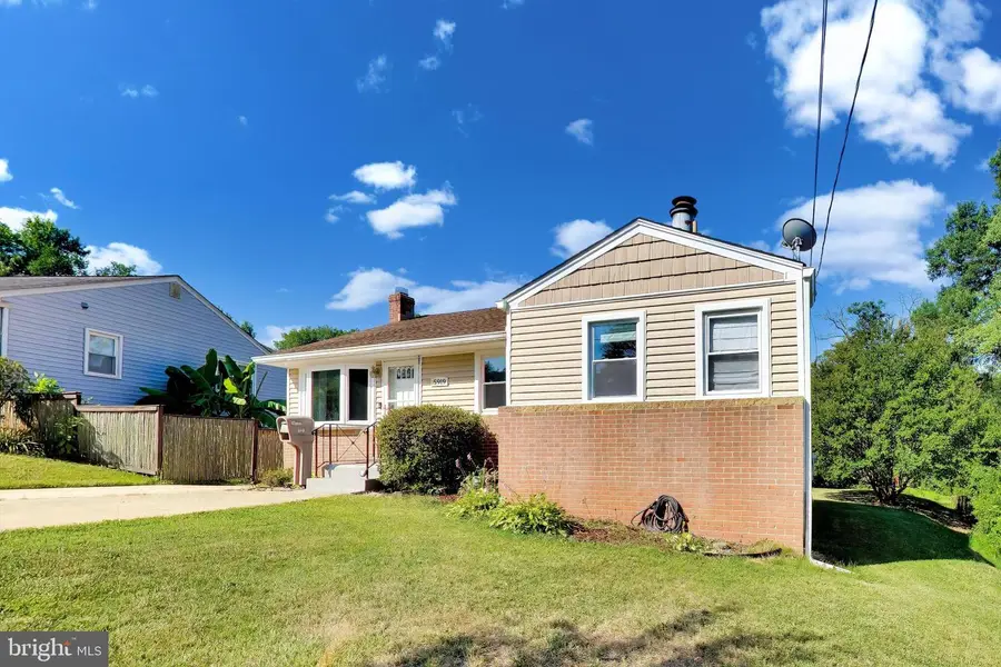 5919 Natasha Dr, Berwyn Heights, MD 20740 - #2