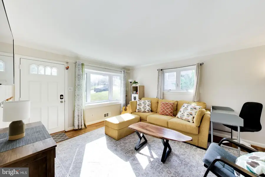 5919 Natasha Dr, Berwyn Heights, MD 20740 - #3