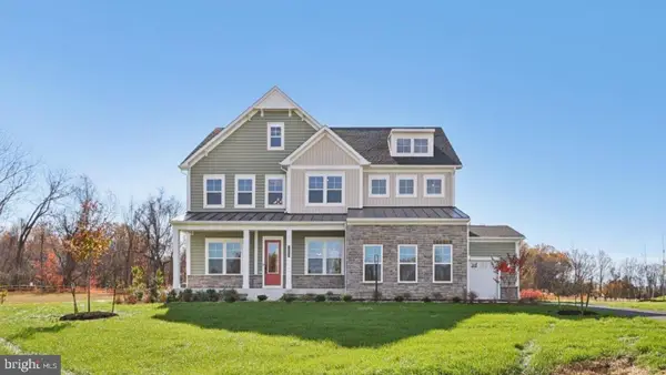 16503 Golden Crown Dr, UPPER MARLBORO, MD 20774