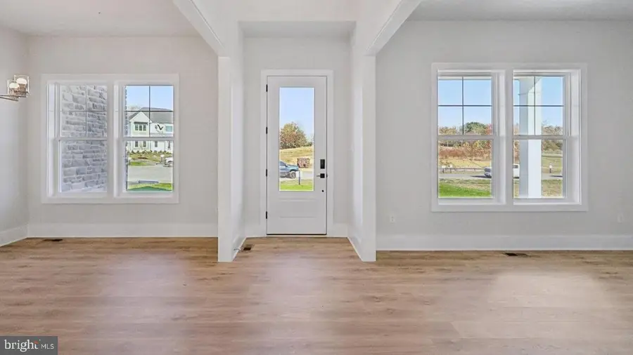 16506 Rolling Knolls Ln, Upper Marlboro, MD 20774 - #2