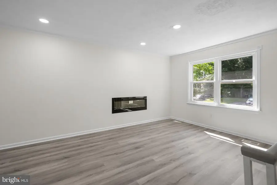 6208 Teaberry Way, Clinton, MD 20735 - #3