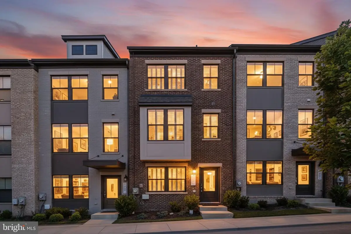 3555 Carnaby St, Hyattsville, MD 20782 - #1