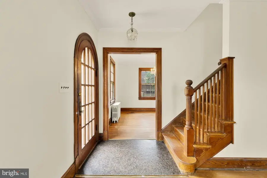 4220 Sheridan St, Hyattsville, MD 20782 - #2